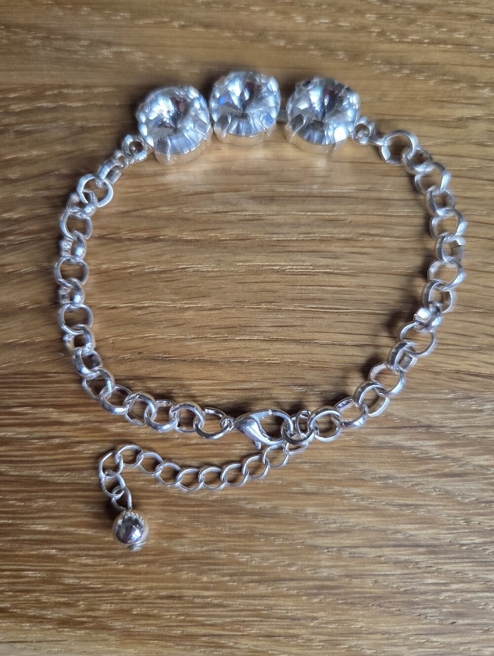 Shiny Silver Rolo Chain & Clear Crisp Crystals   Bracelet, Hand Crafted - Picture 7 of 10